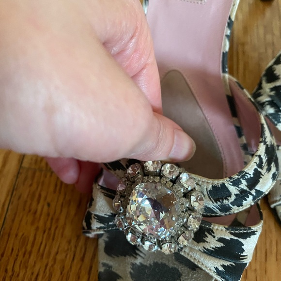 Brian Atwood autographed pumps 39 1/2 collector! - Picture 2 of 4